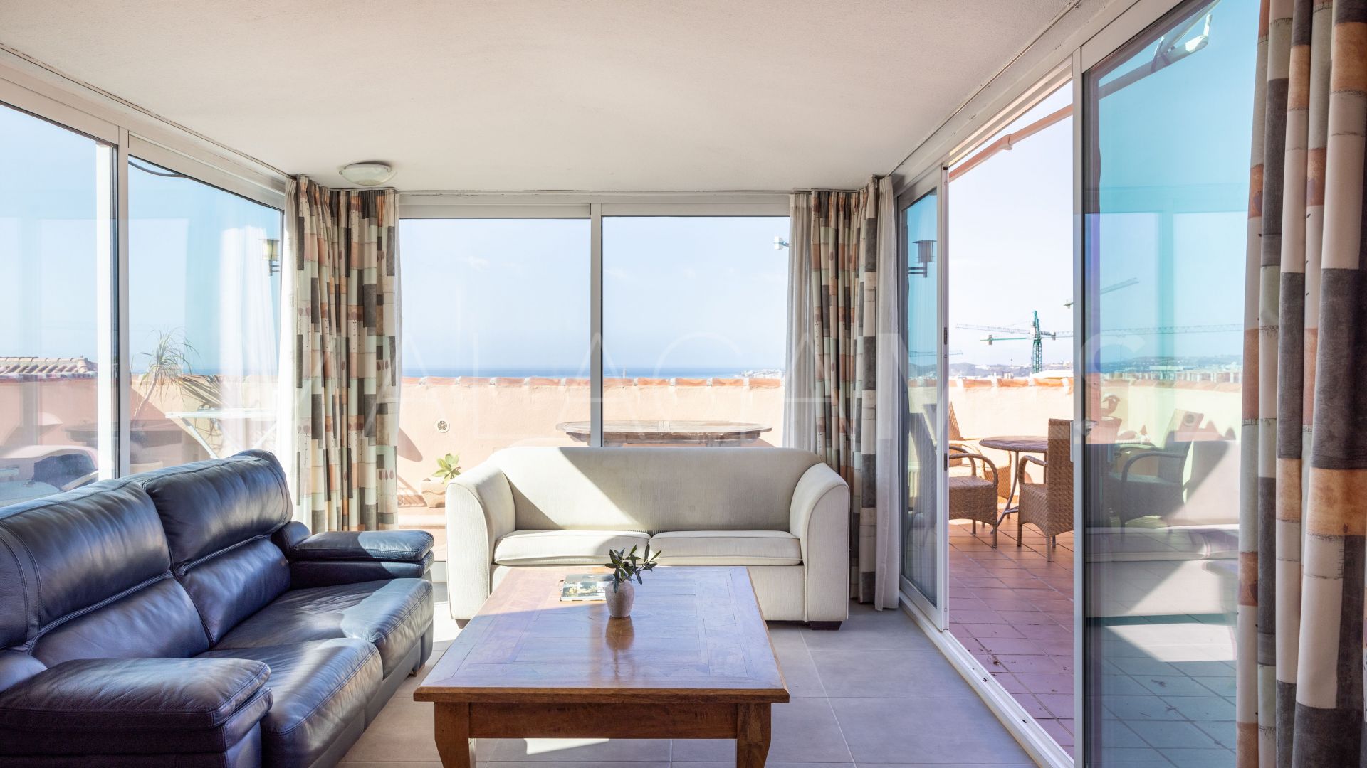 Takvåning for sale in El Higueron