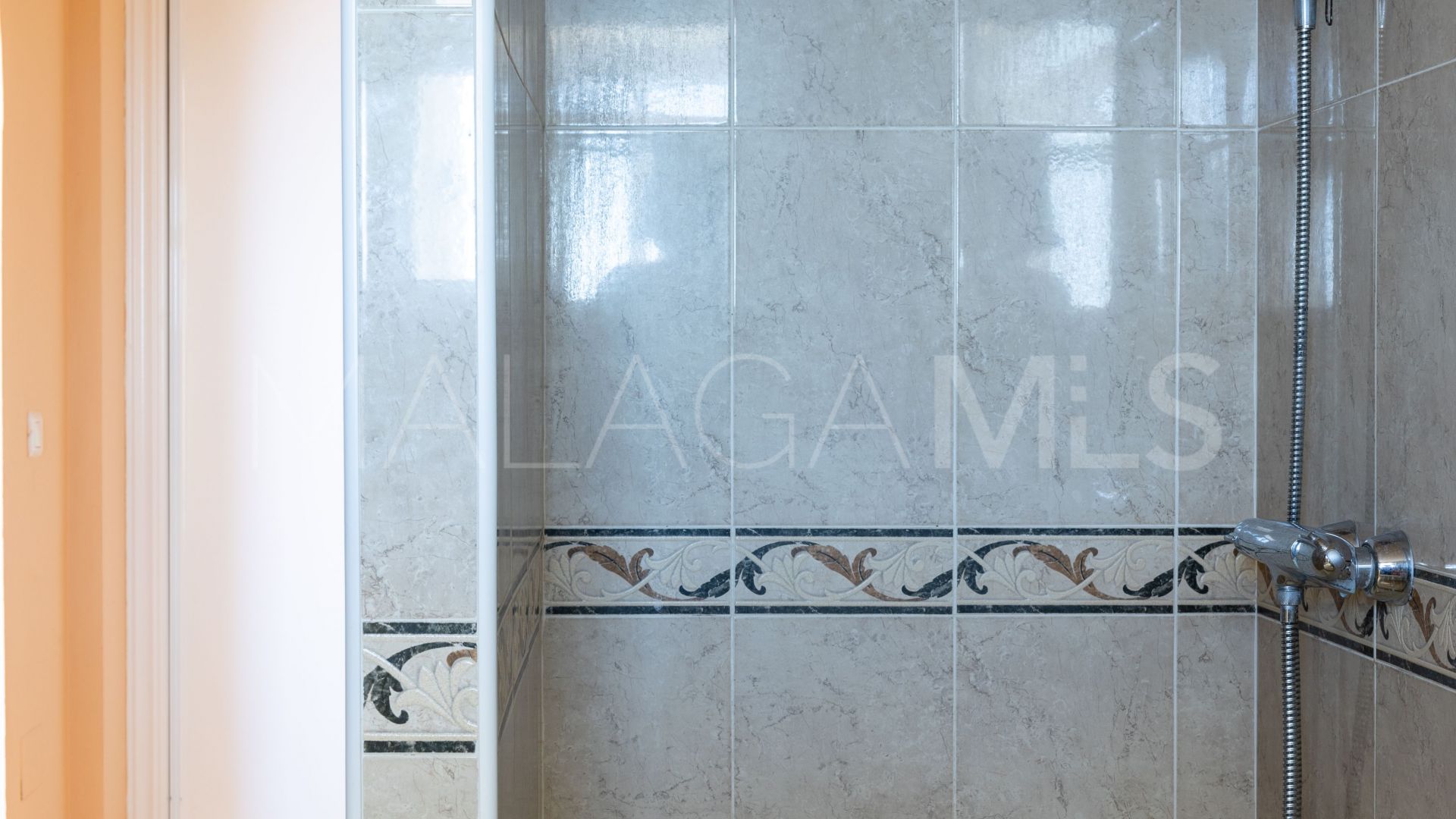 Takvåning for sale in El Higueron