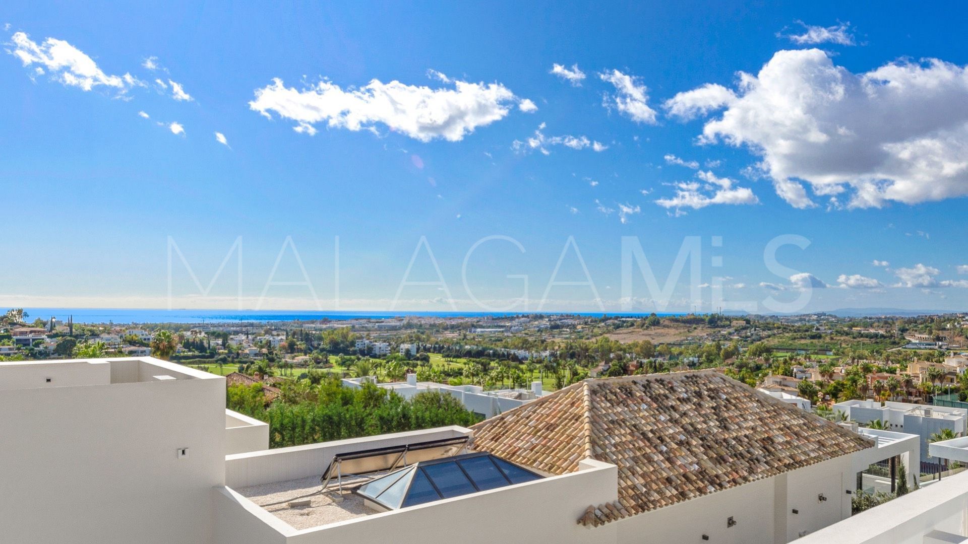 Maison for sale in Nueva Andalucia