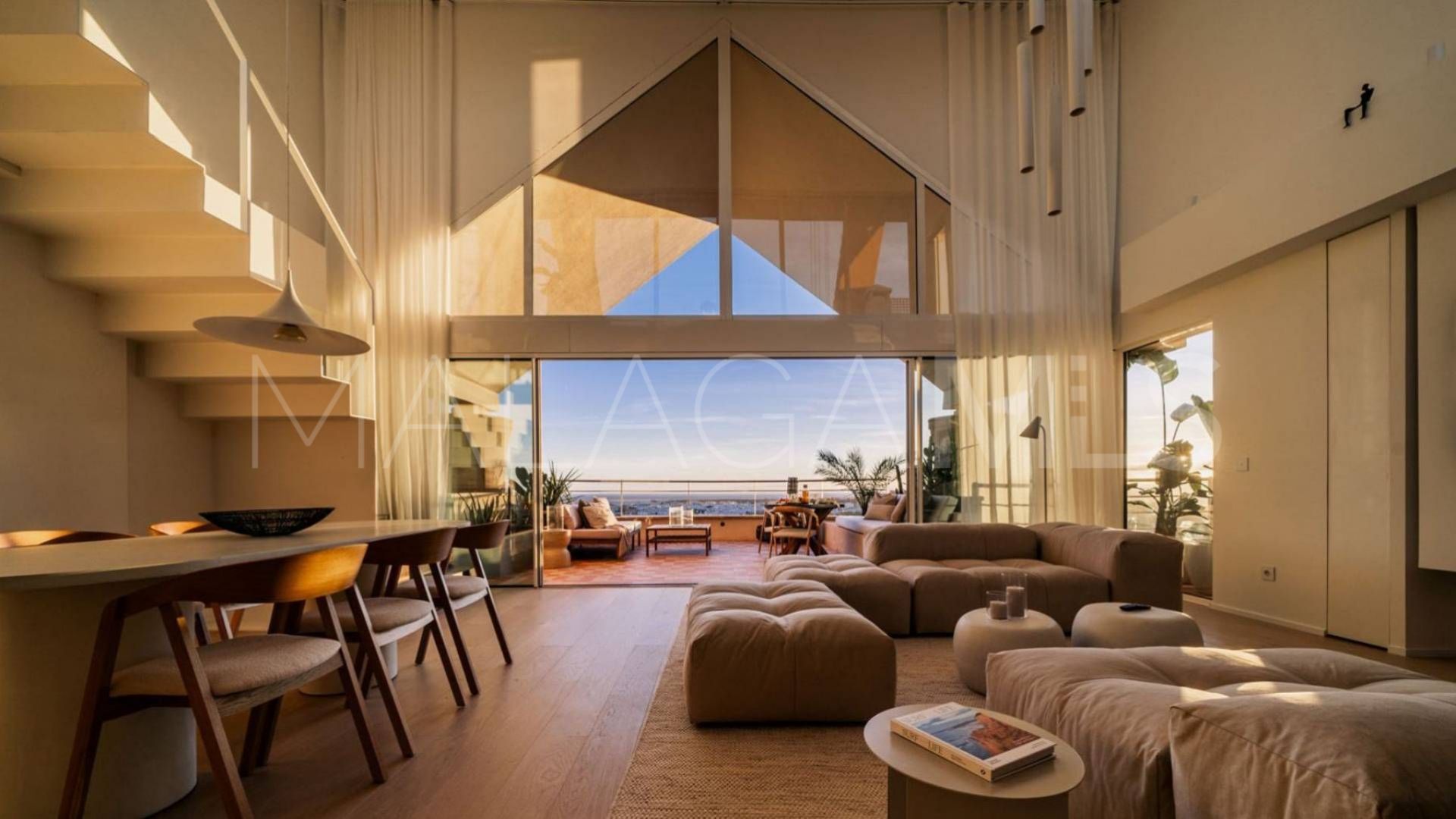 Duplex penthouse for sale in Nueva Andalucia