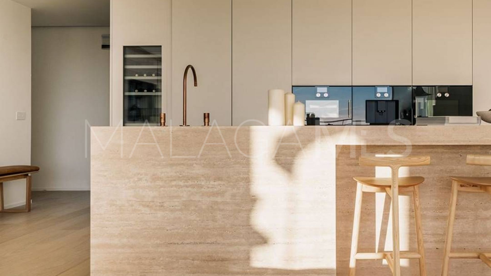 Duplex penthouse for sale in Nueva Andalucia