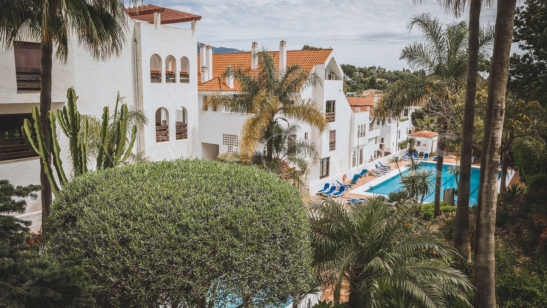 For sale apartment with 2 bedrooms in Nueva Andalucia