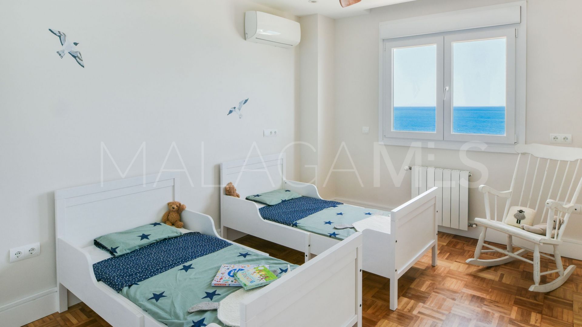Apartment with 4 bedrooms for sale in Pedregalejo
