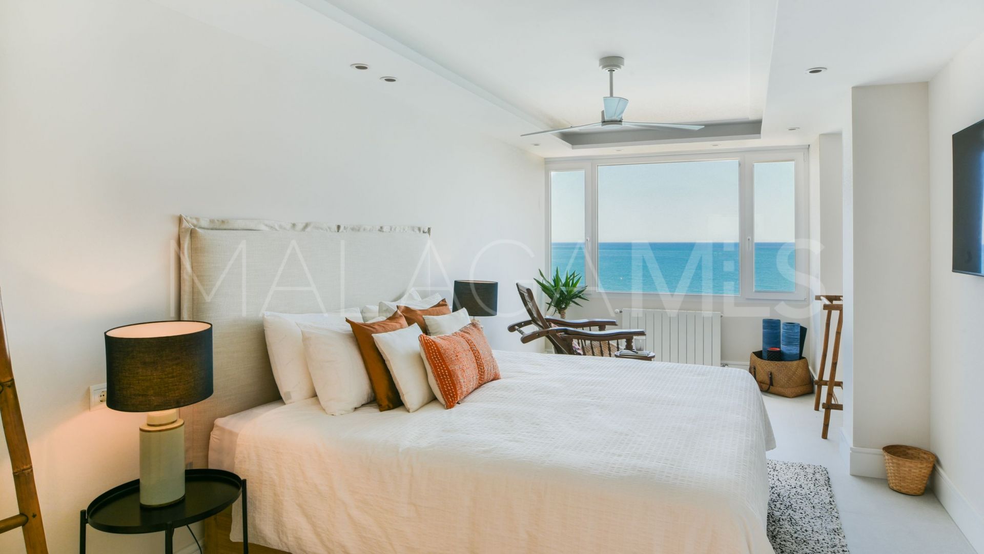 Apartment with 4 bedrooms for sale in Pedregalejo