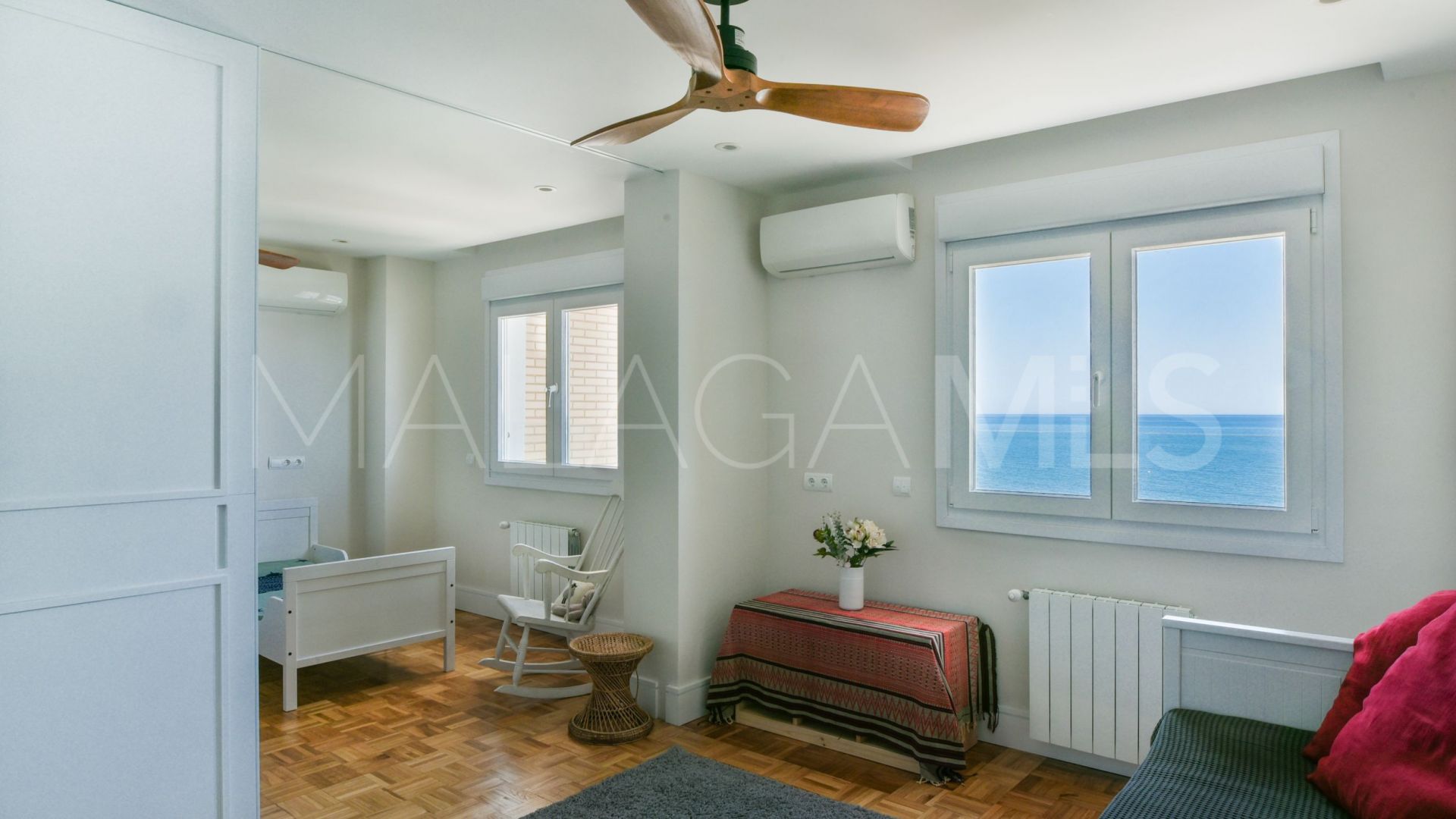 Apartment with 4 bedrooms for sale in Pedregalejo