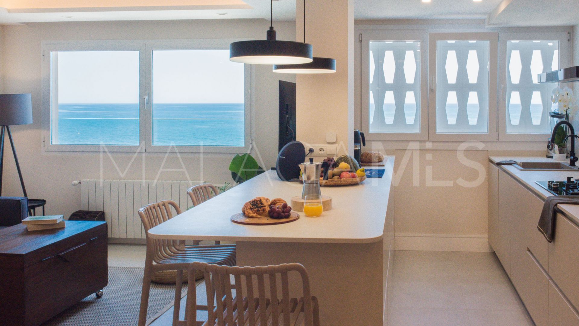Apartment with 4 bedrooms for sale in Pedregalejo