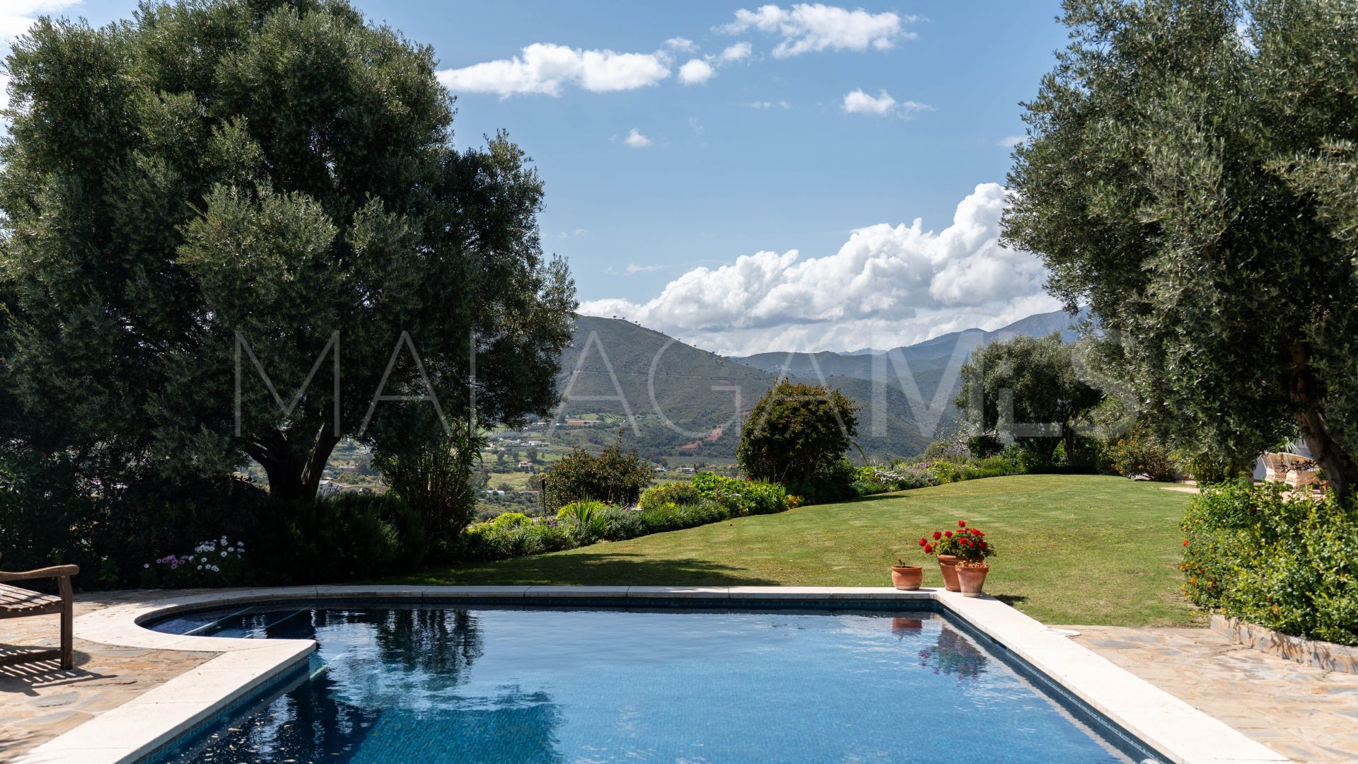 Villa for sale in Cala de Mijas