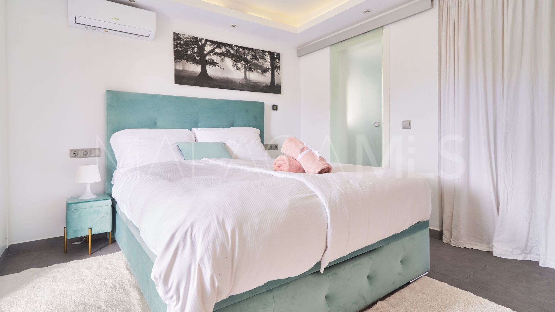 Ground floor duplex for sale in Marbella - Puerto Banus