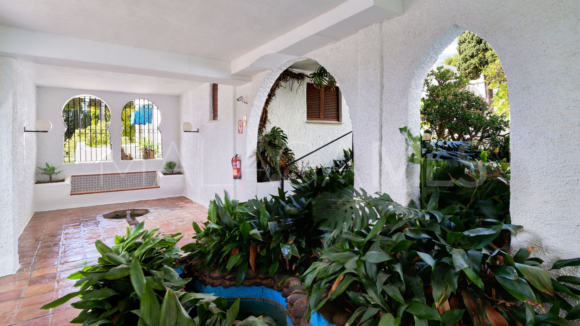 Ground floor duplex for sale in Marbella - Puerto Banus