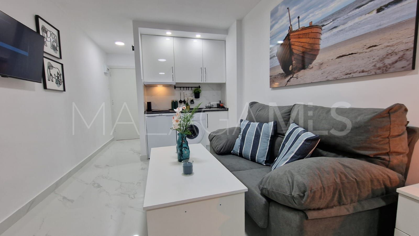Studio for sale in Puerto Marina