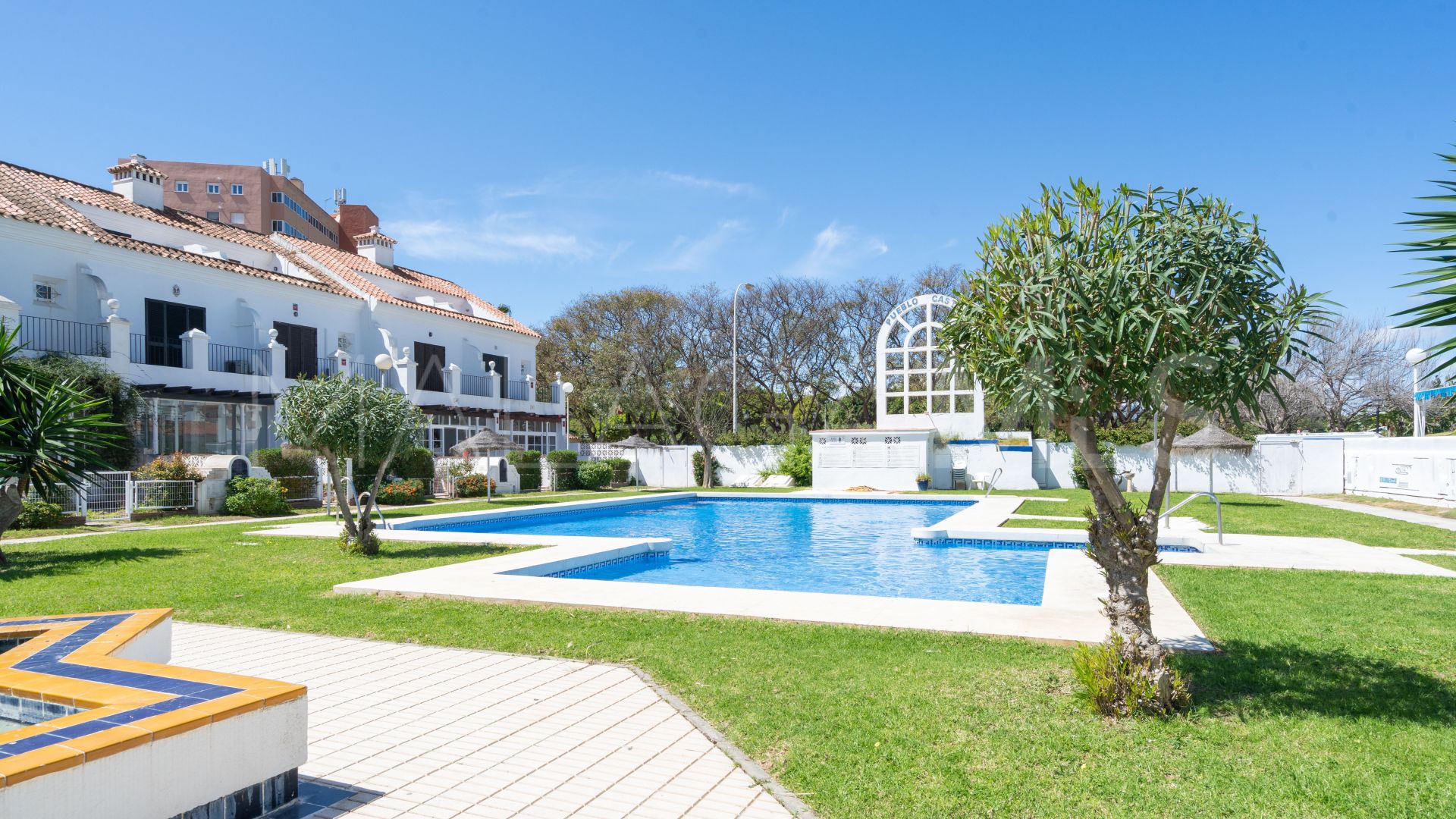 For sale town house in Fuengirola