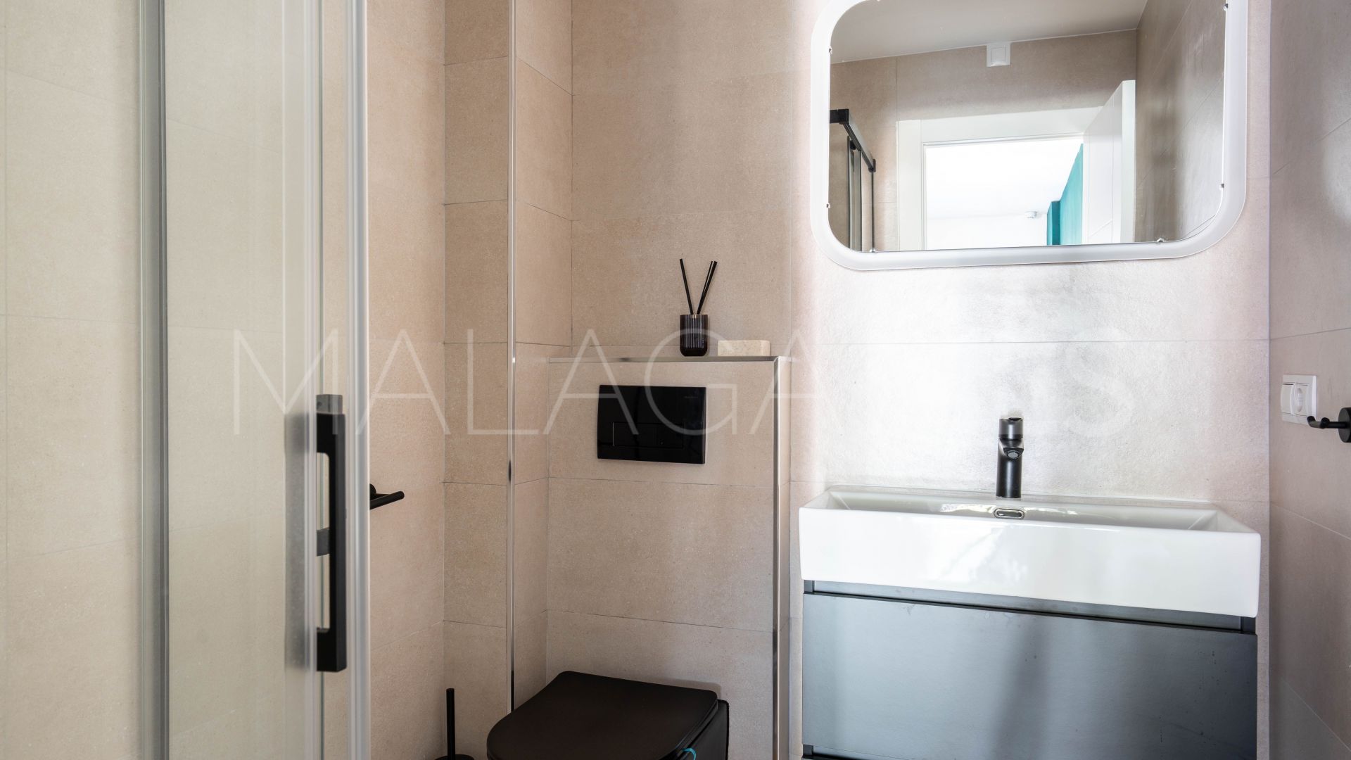 Guadalmar, adosado a la venta with 3 bedrooms