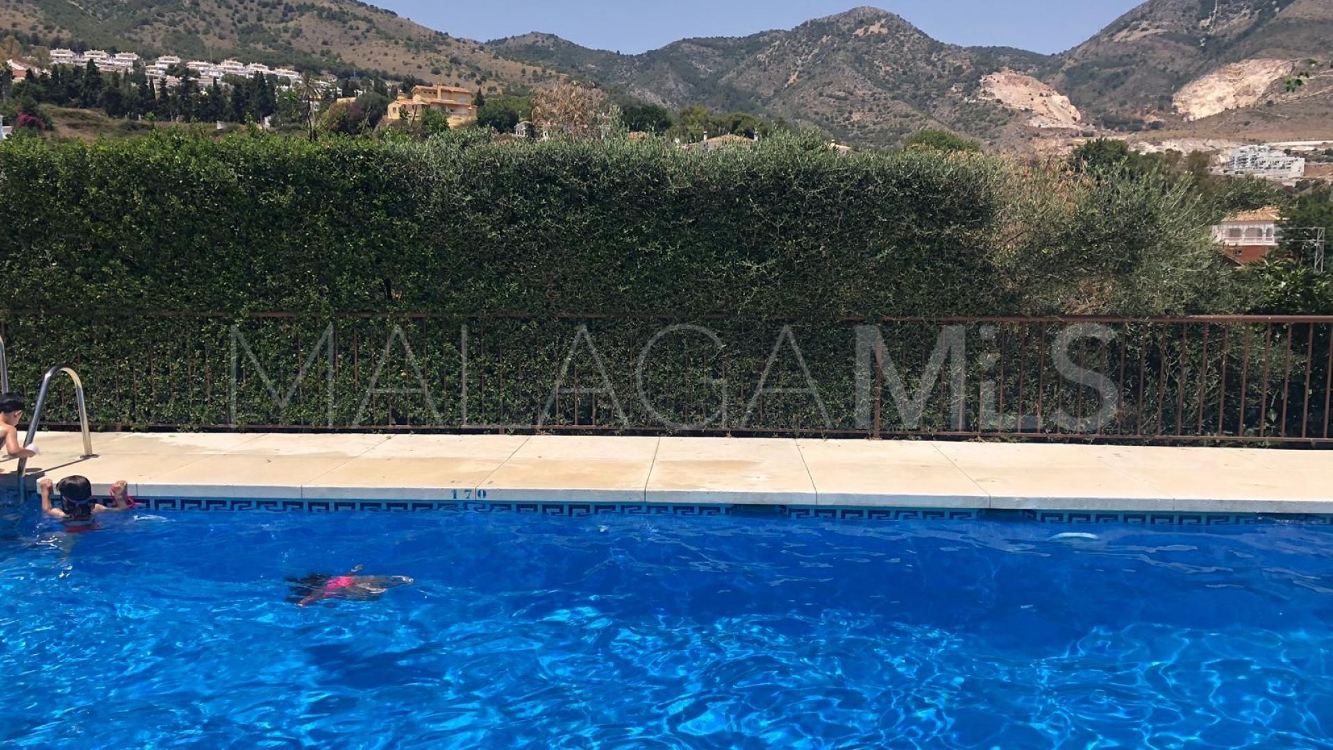 Chalet for sale in Benalmadena Costa