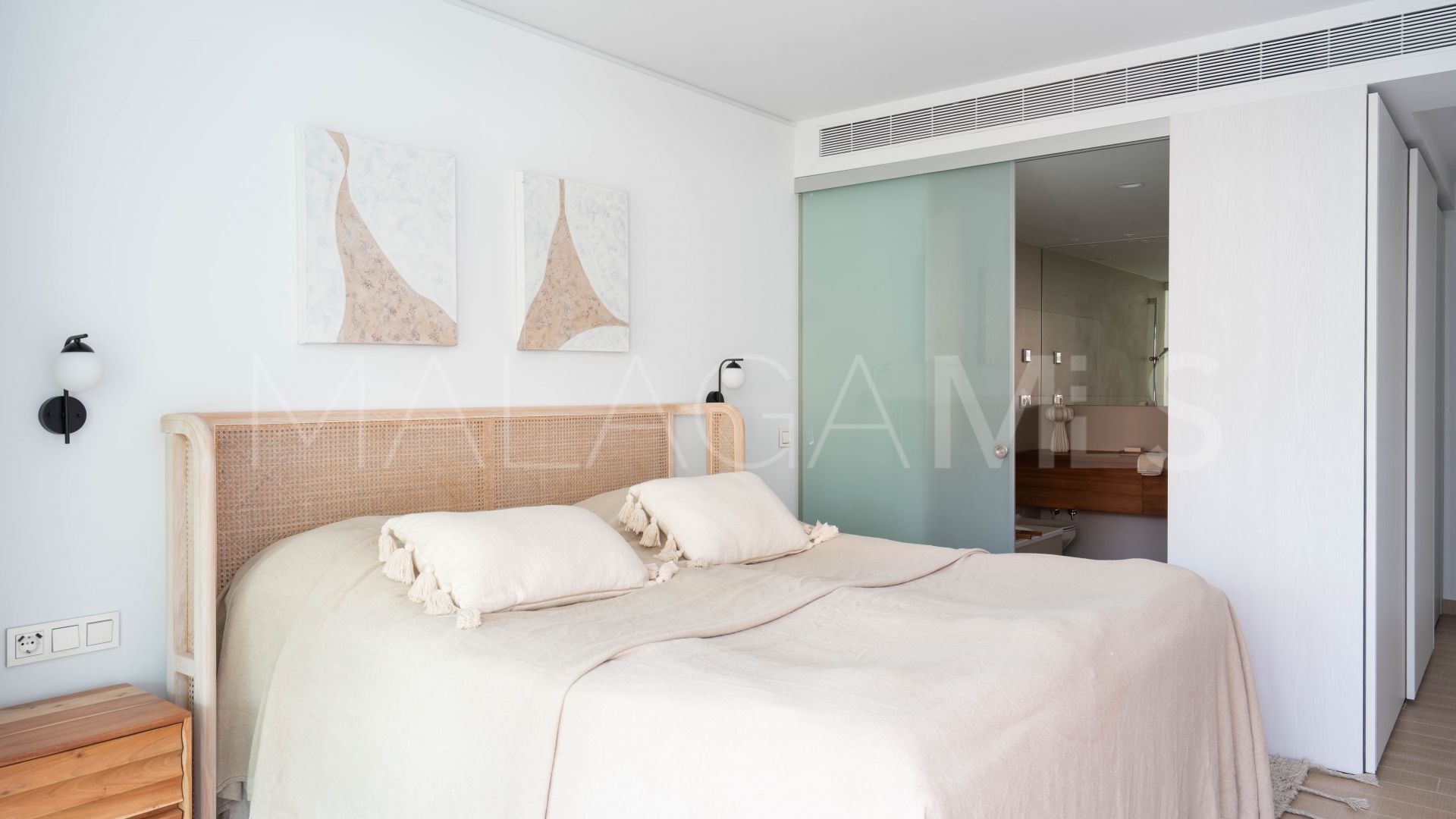 Buy apartamento in Carvajal with 2 bedrooms