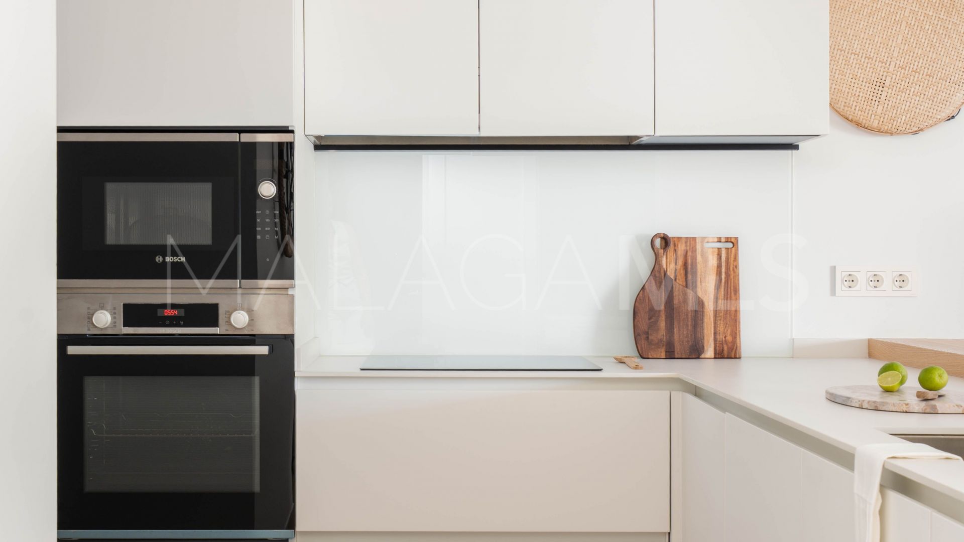 Buy apartamento in Carvajal with 2 bedrooms