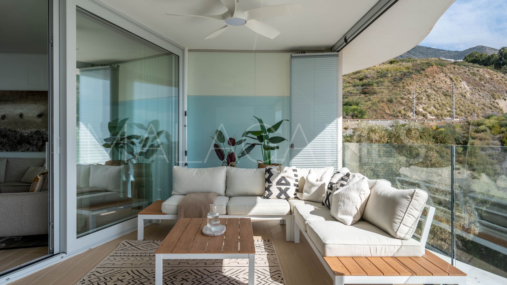 Buy apartamento in Carvajal with 2 bedrooms
