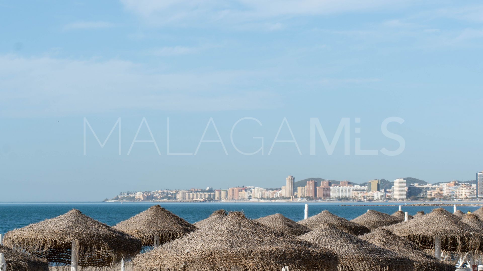 Buy apartamento in Carvajal with 2 bedrooms