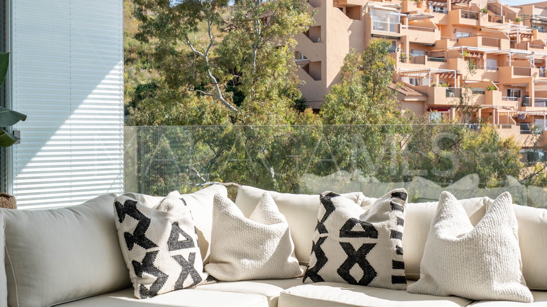 Buy apartamento in Carvajal with 2 bedrooms