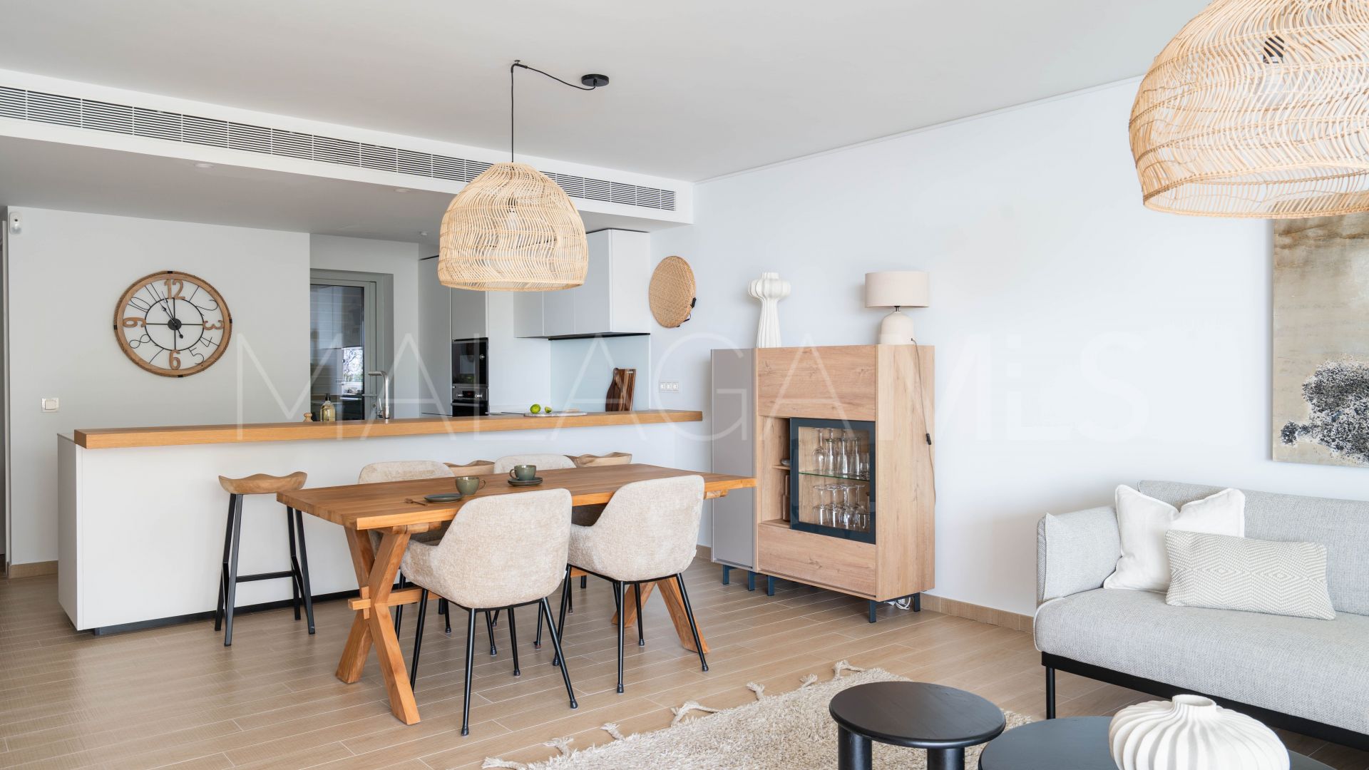 Buy apartamento in Carvajal with 2 bedrooms