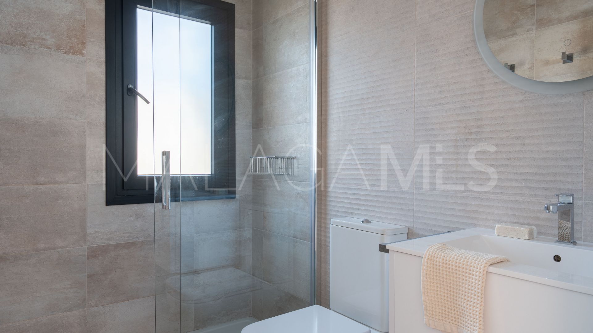 Lägenhet for sale in Malaga - Carretera de Cádiz