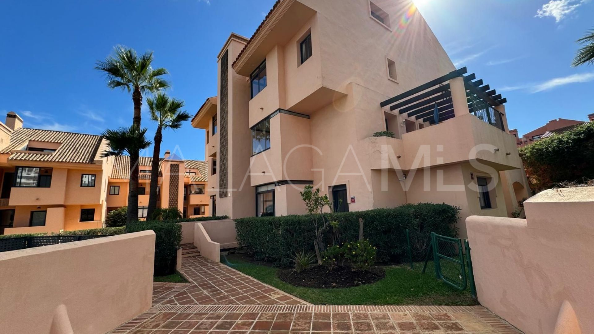 Ground floor apartment for sale in Mijas Costa with 3 bedrooms