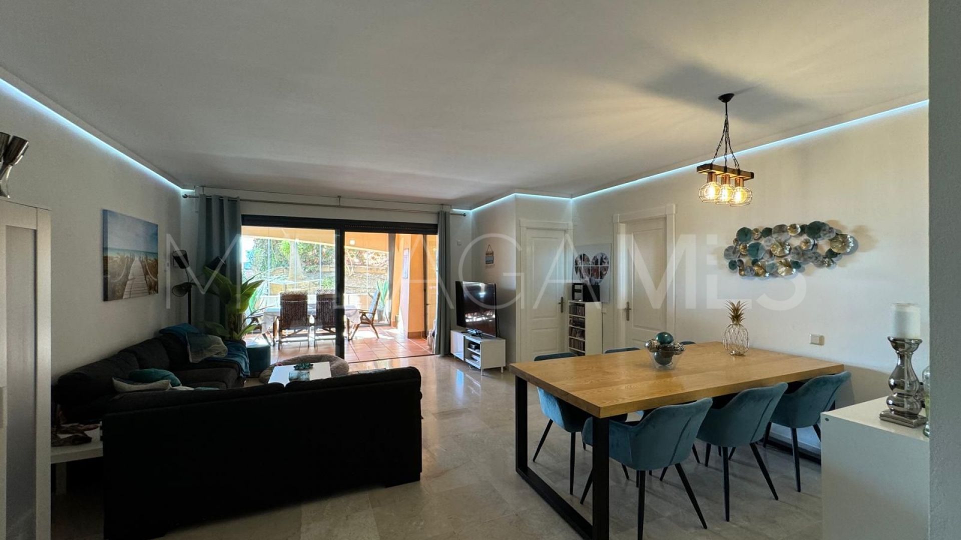 Ground floor apartment for sale in Mijas Costa with 3 bedrooms