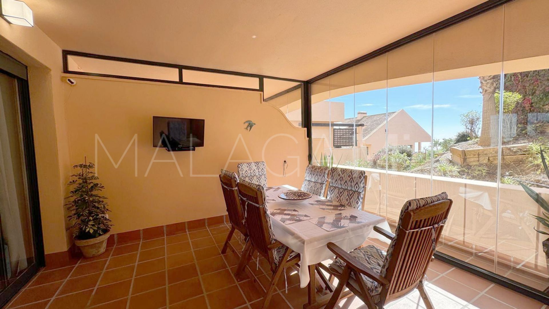 Ground floor apartment for sale in Mijas Costa with 3 bedrooms