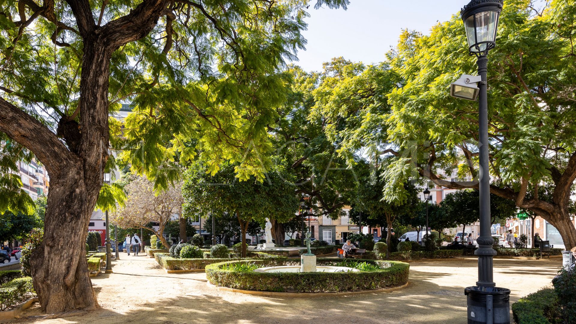 For sale 2 bedrooms ground floor apartment in Malaga
