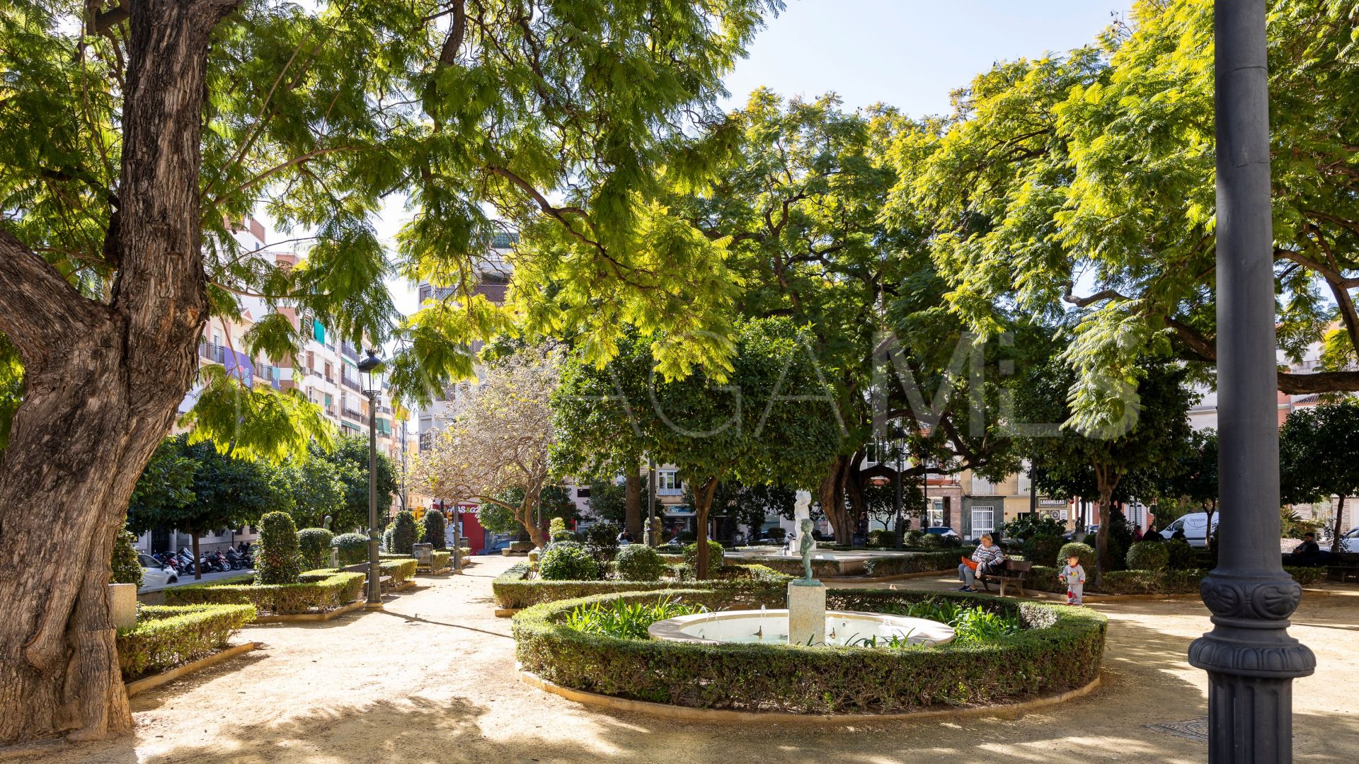 For sale 2 bedrooms ground floor apartment in Malaga