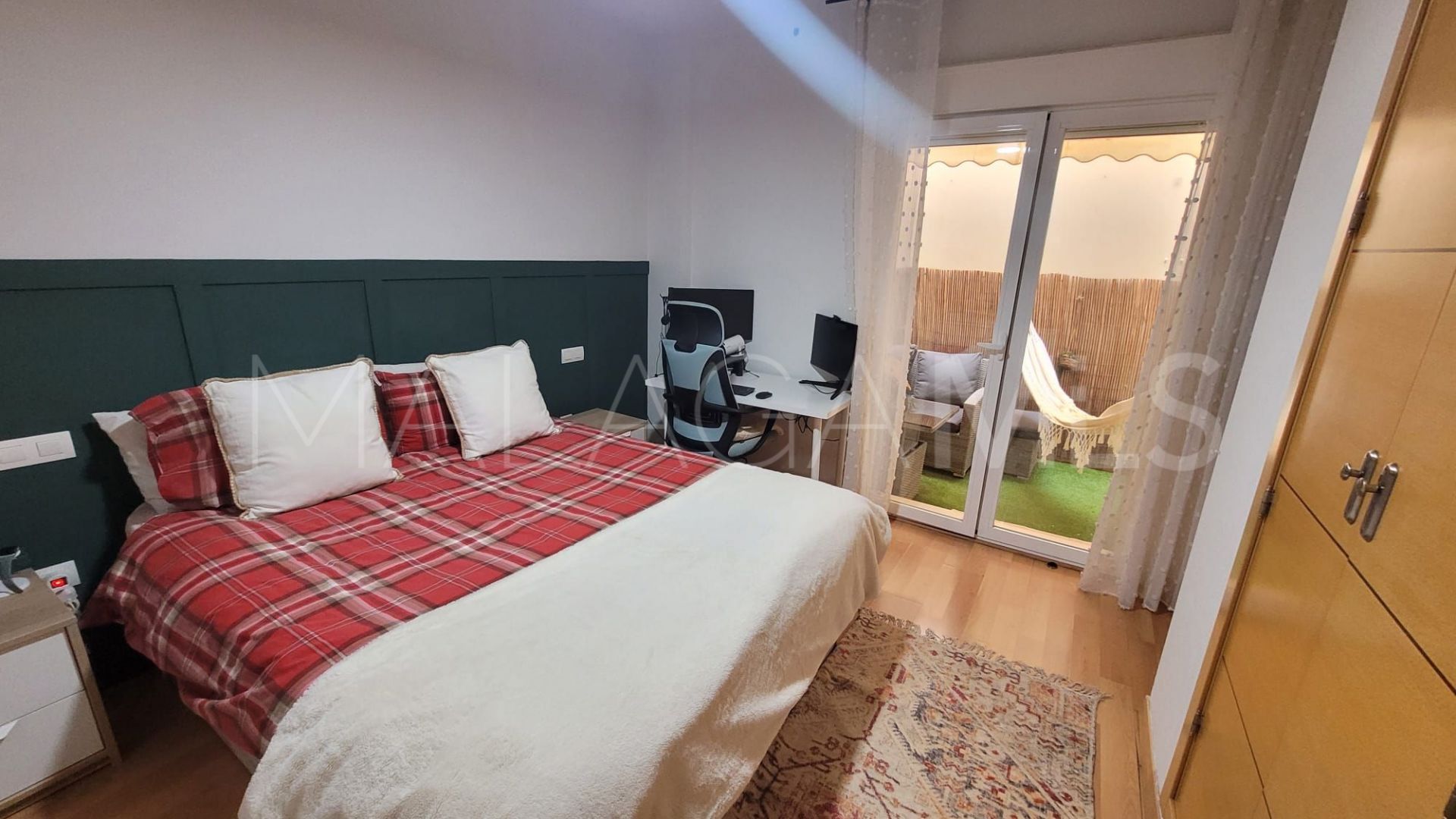 Malaga, apartamento planta baja a la venta