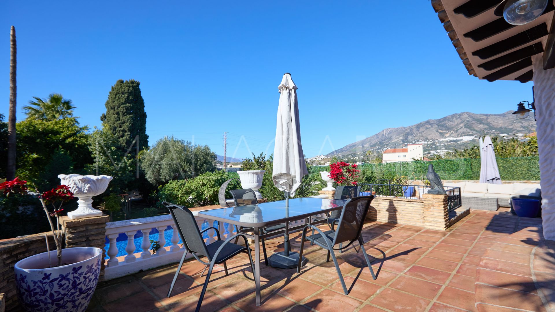 Villa for sale in Carretera de Mijas - Baja