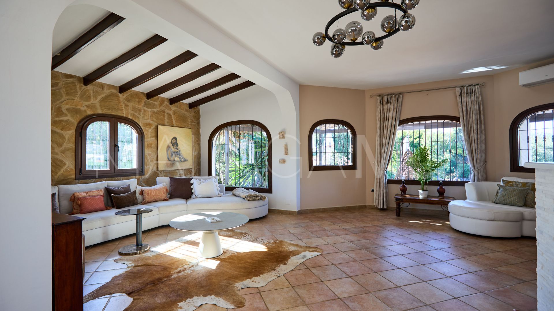 Villa for sale in Carretera de Mijas - Baja