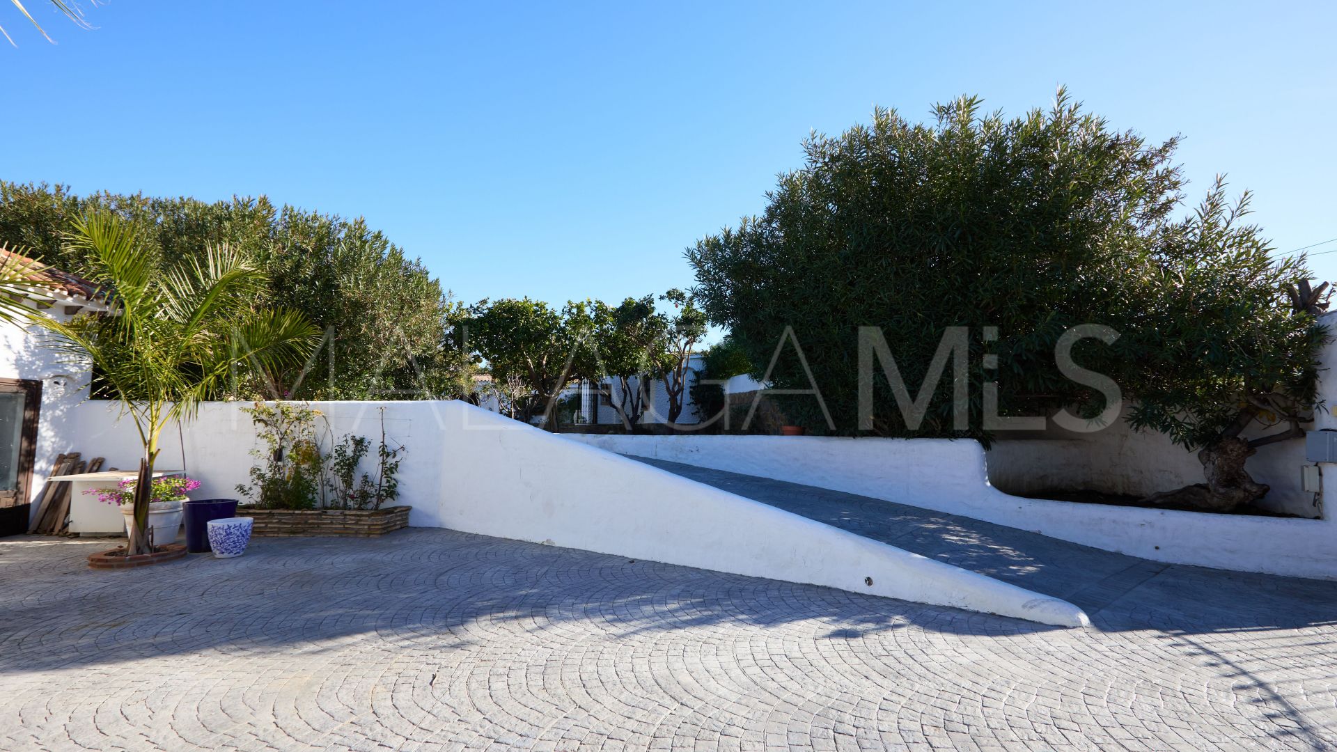 Villa for sale in Carretera de Mijas - Baja