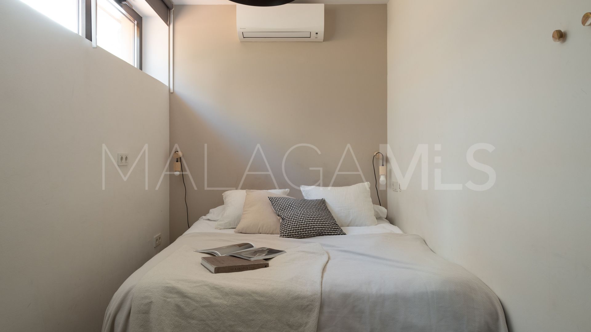 For sale Malaga 1 bedroom ground floor apartment