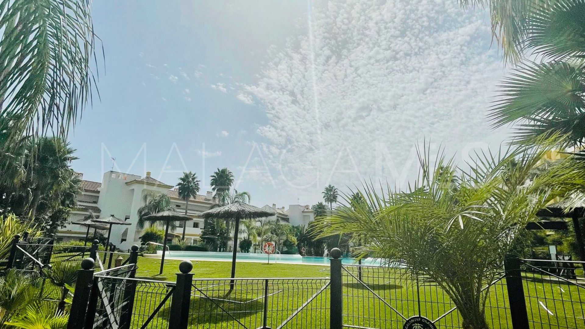 Apartamento with 2 bedrooms a la venta in Mijas Costa
