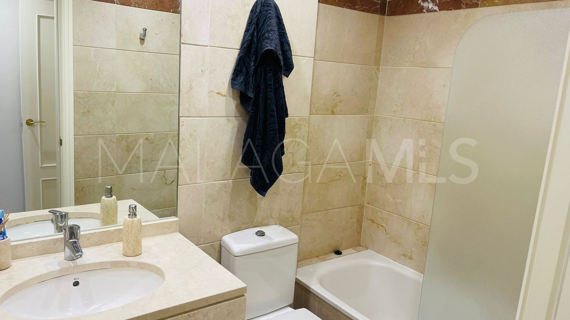 Apartamento with 2 bedrooms a la venta in Mijas Costa