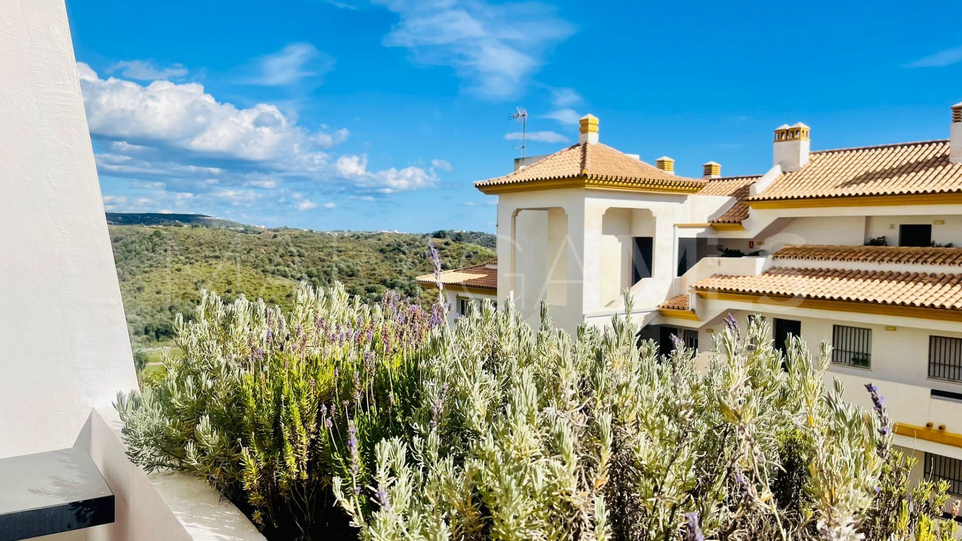 Apartamento with 2 bedrooms a la venta in Mijas Costa