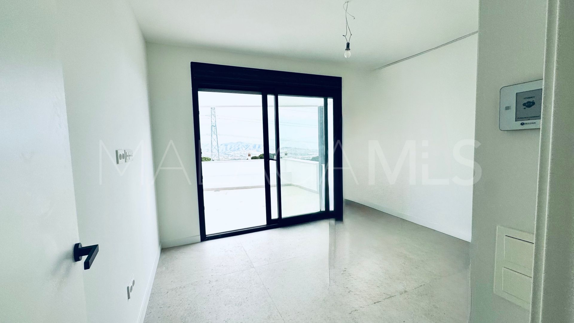 Villa for sale in Pinos de Alhaurín