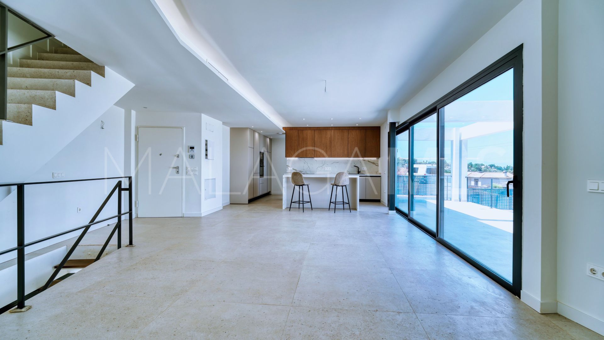 Villa for sale in Pinos de Alhaurín