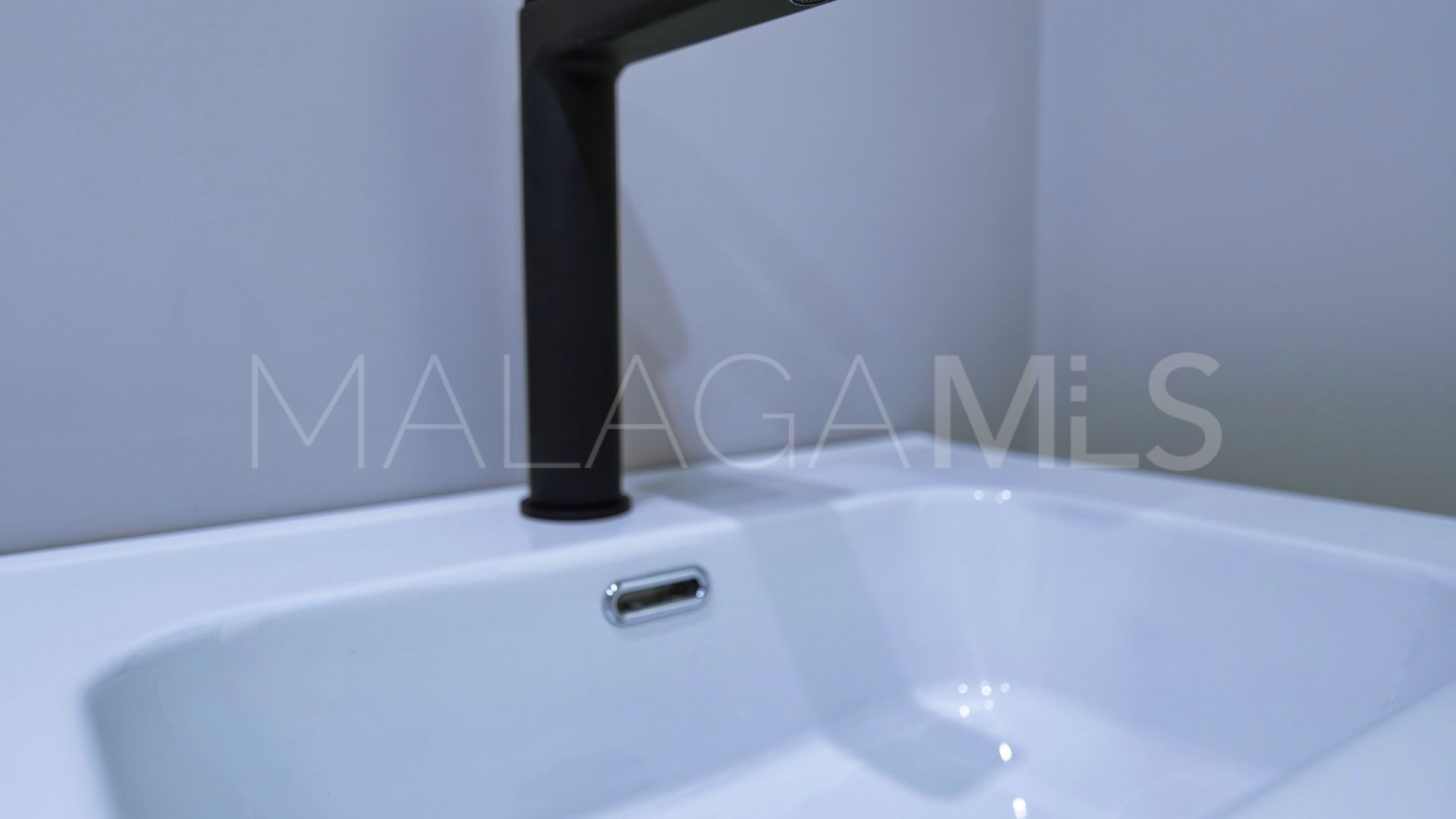 Villa for sale in Pinos de Alhaurín