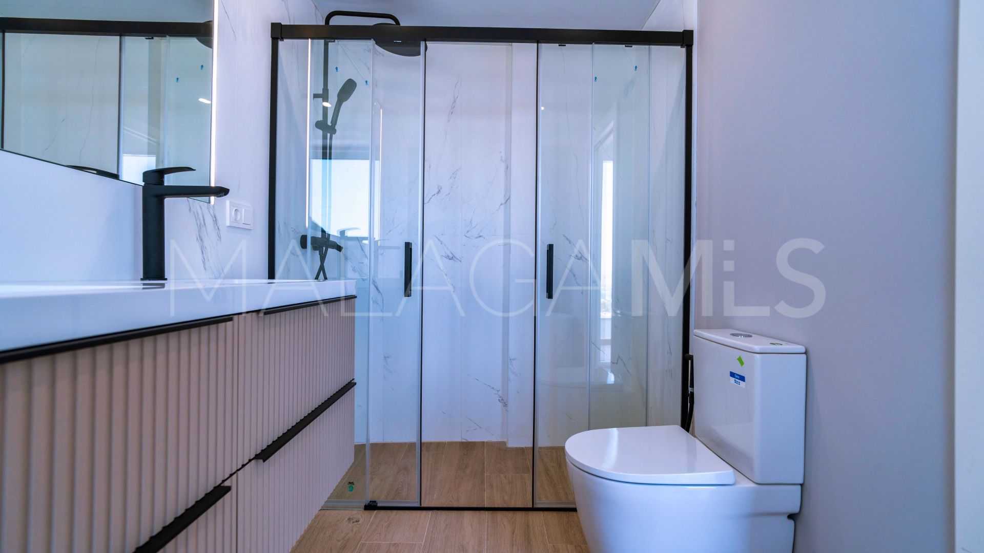 Villa for sale in Pinos de Alhaurín