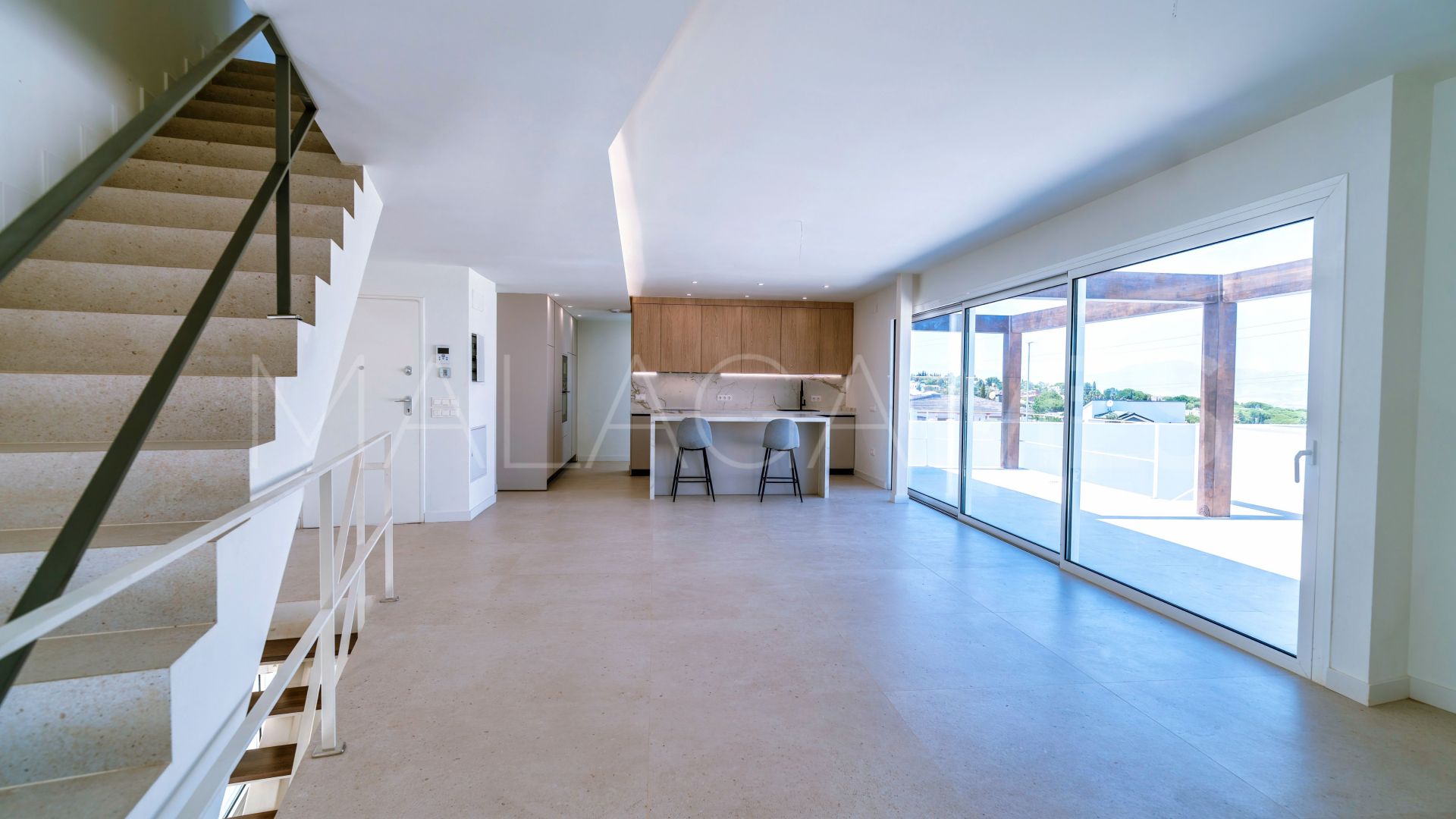 Villa for sale in Pinos de Alhaurín