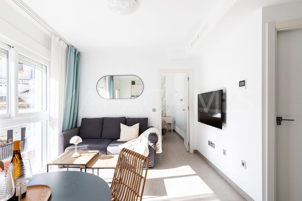 1 bedroom Bajondillo penthouse for sale