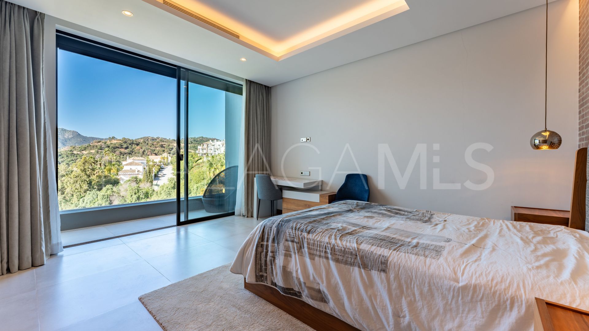 Los Arqueros, villa de 6 bedrooms for sale