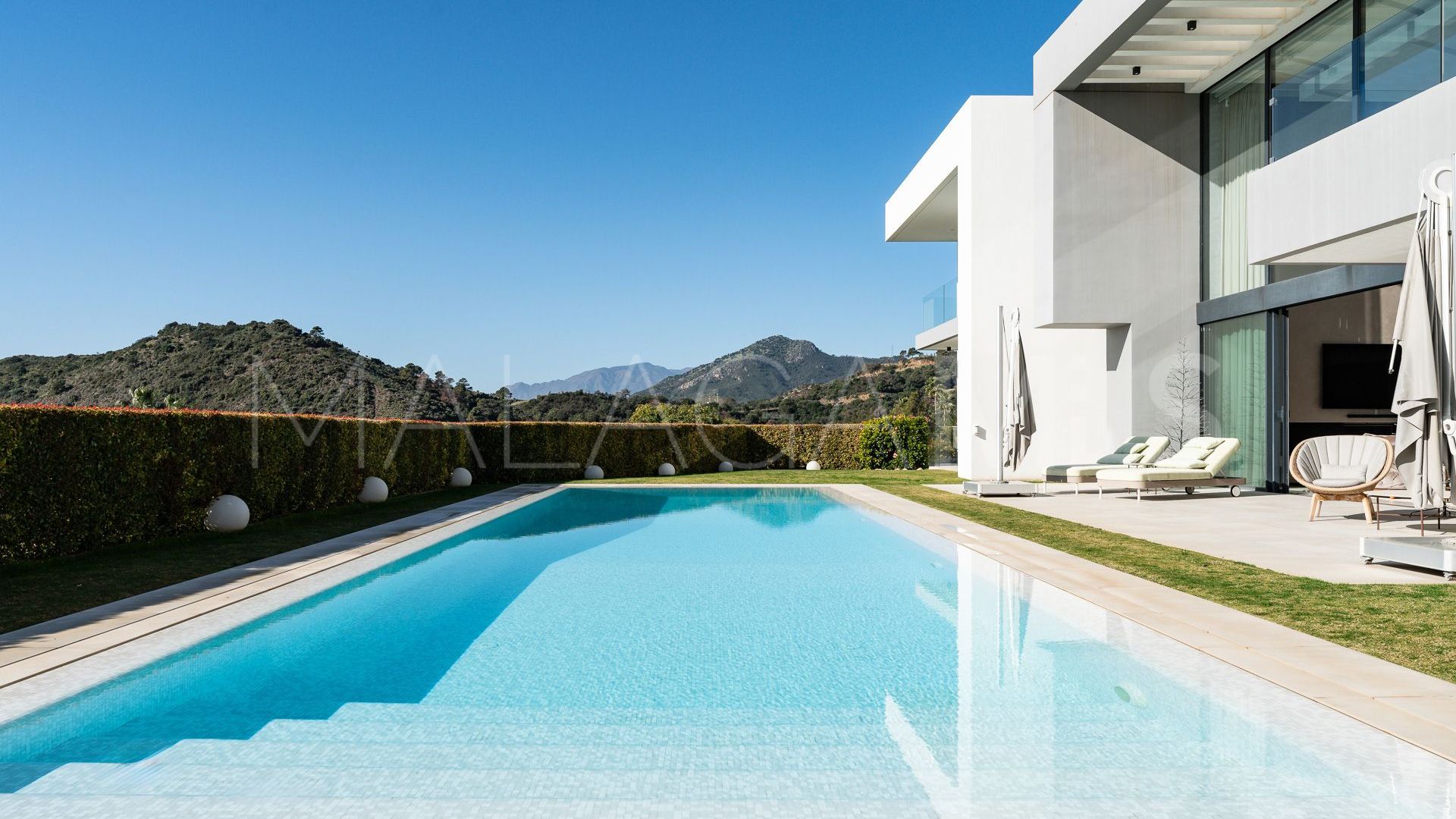 Los Arqueros, villa de 6 bedrooms for sale