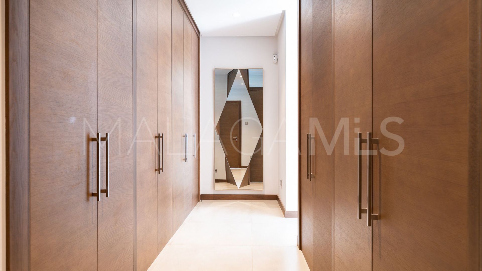 Los Arqueros, villa de 6 bedrooms for sale