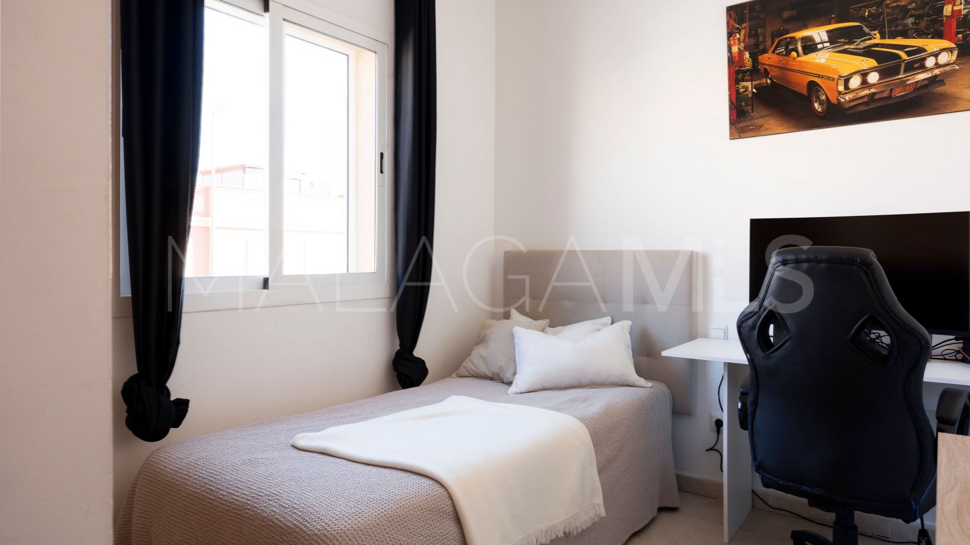 Buy semi detached house in Benajarafe