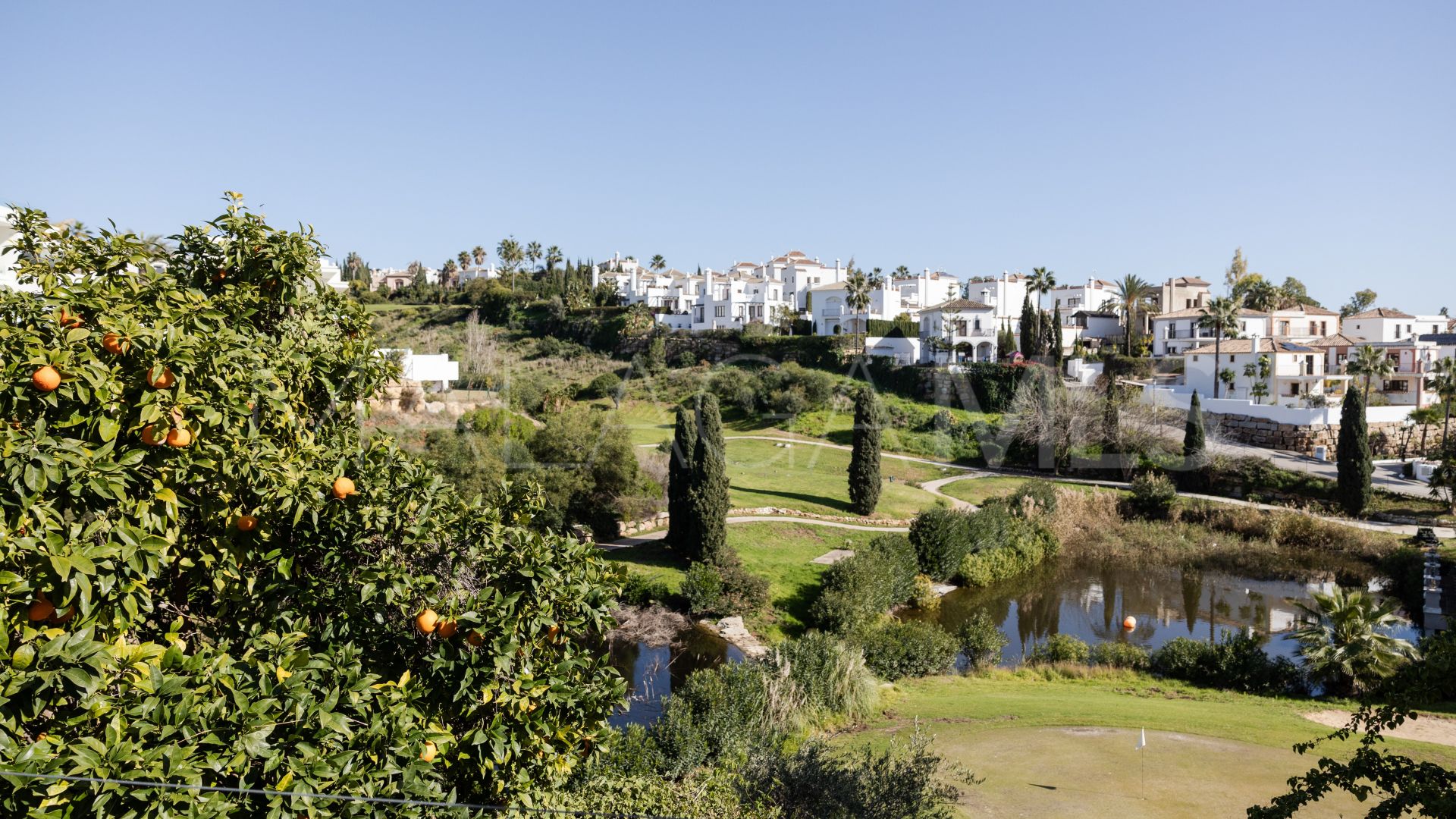 Villa for sale in New Golden Mile