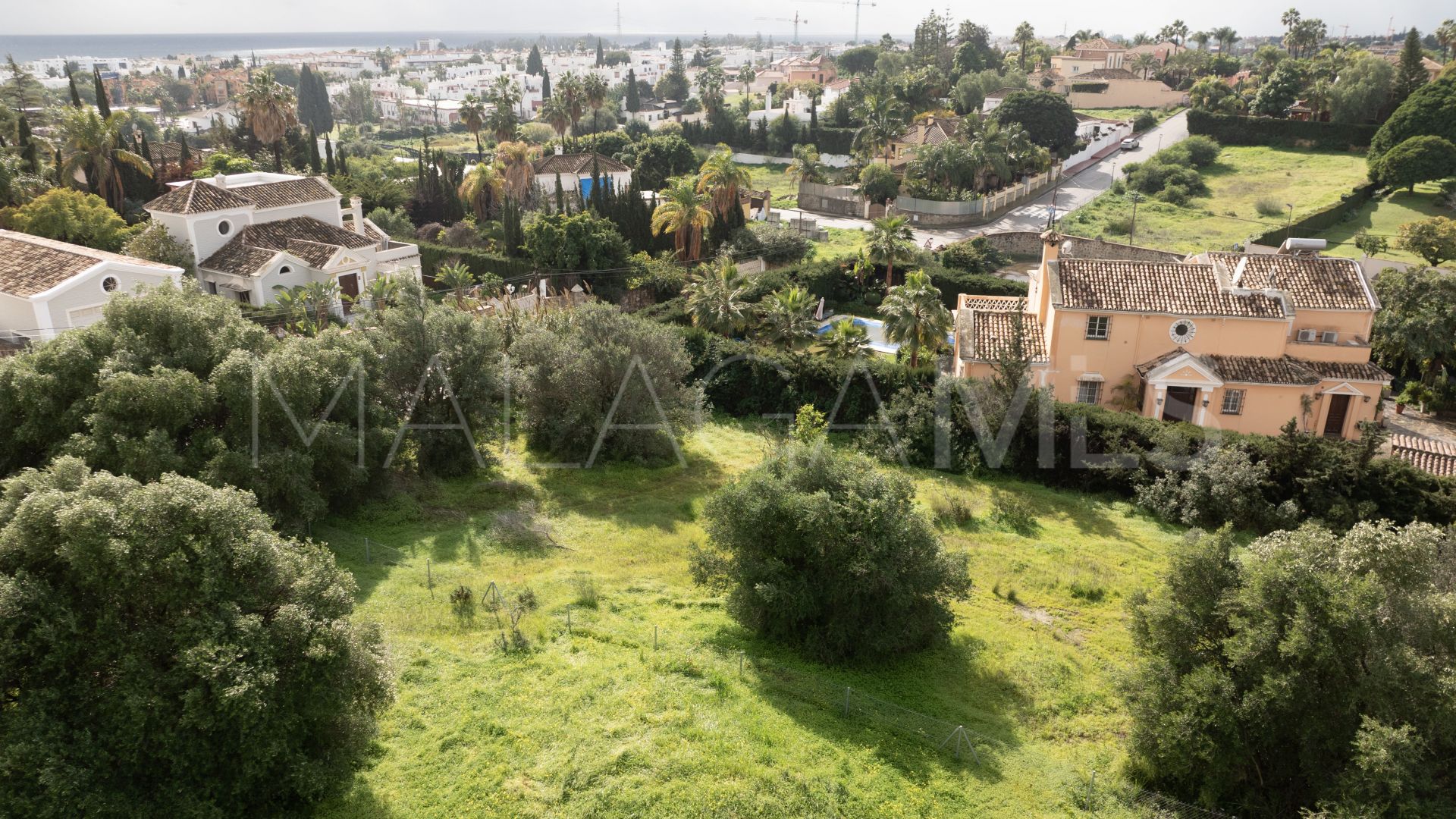 Residential plot for sale in Bel Air