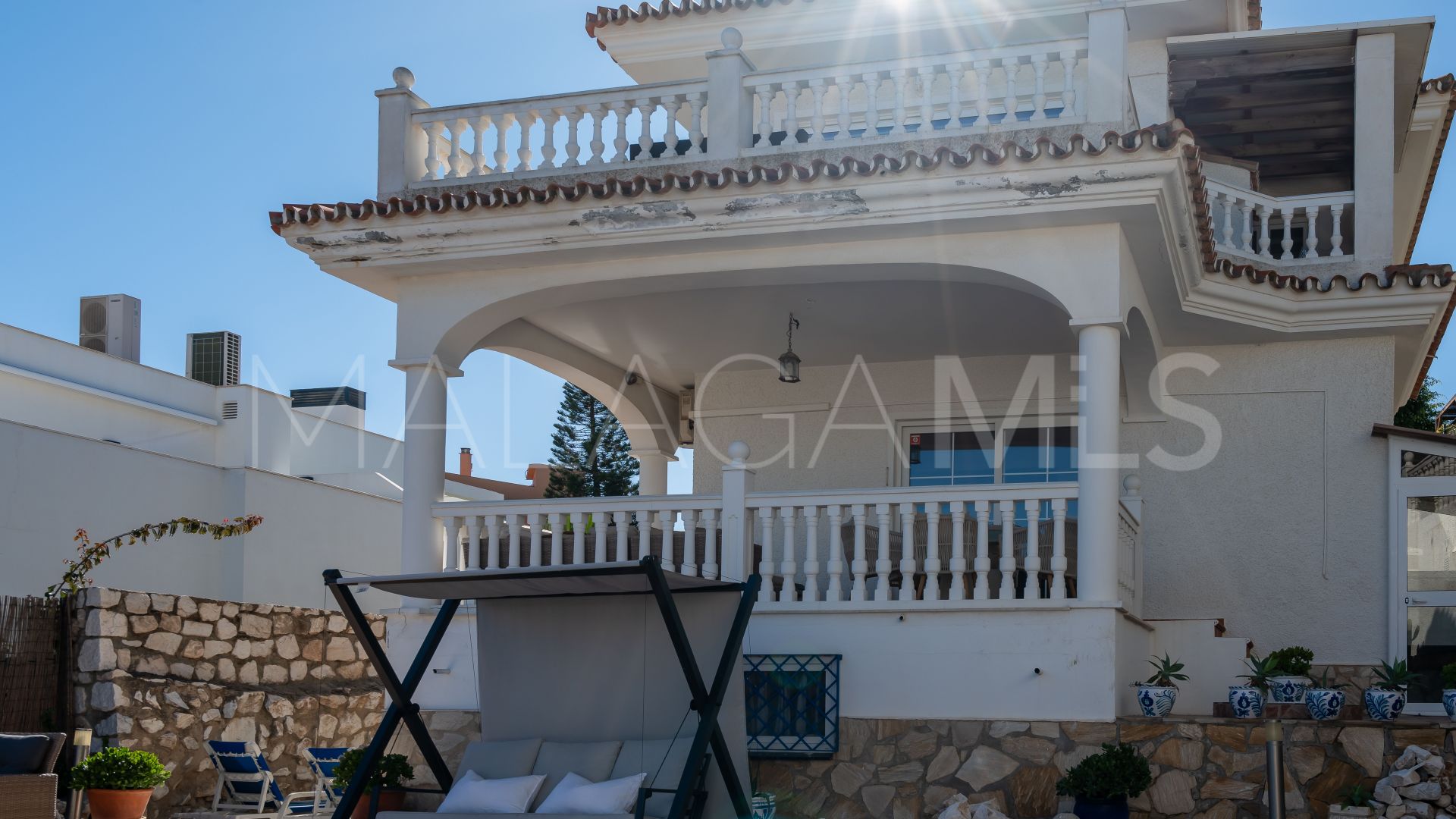 Buy villa in Fuengirola with 5 bedrooms
